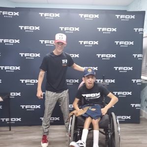 Meet your Posher, Johnny